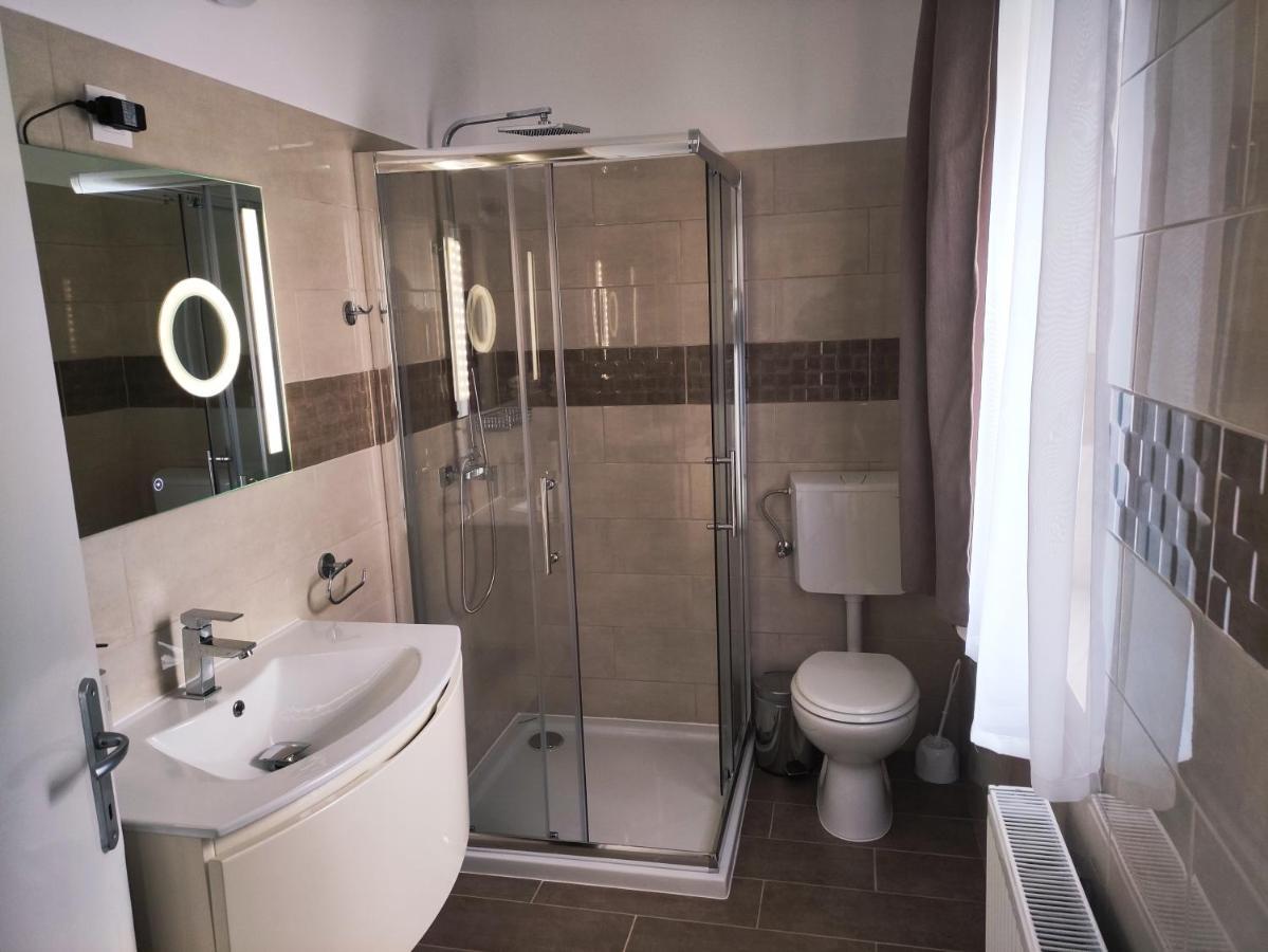 Zsanett Appartement Хевиз Экстерьер фото
